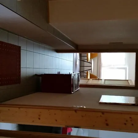 Apartment Zimmer Frei
